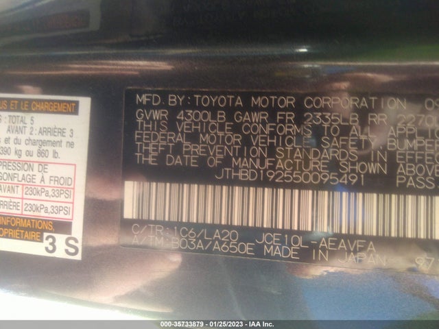 2005 LEXUS IS 300 SPORT VIN: JTHBD192550095491