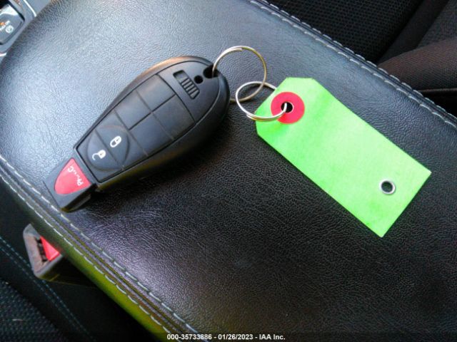 1C4PJLCB4KD490495 Jeep Cherokee Latitude