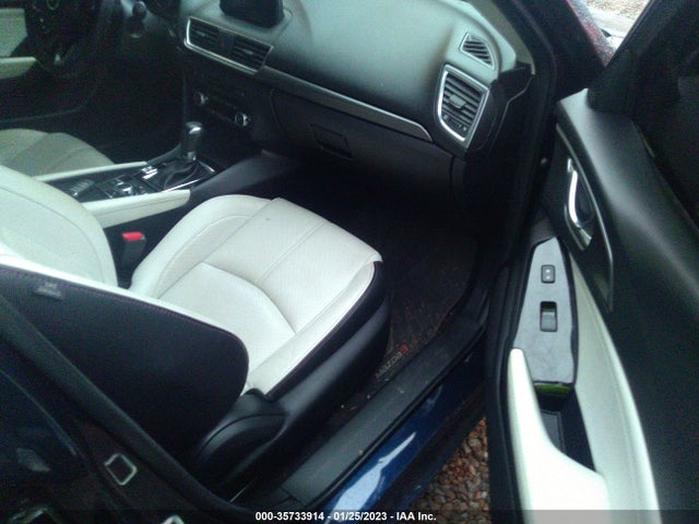 2017 Mazda 3, VIN: 3MZBN1W30HM133011