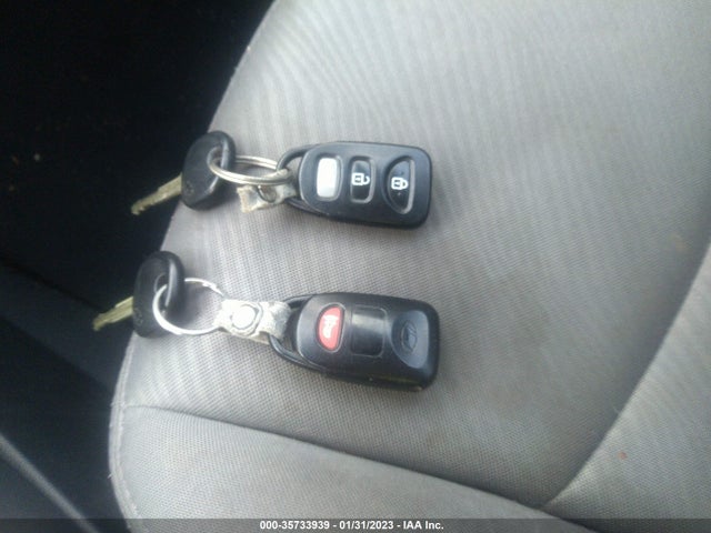 2012 HYUNDAI ELANTRA GLS PZEV VIN: 5NPDH4AE2CH108140