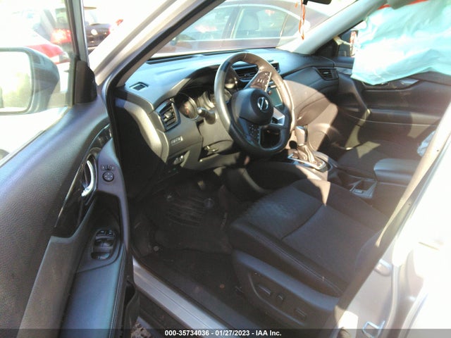 2018 Nissan Rogue, VIN: KNMAT2MT3JP579117