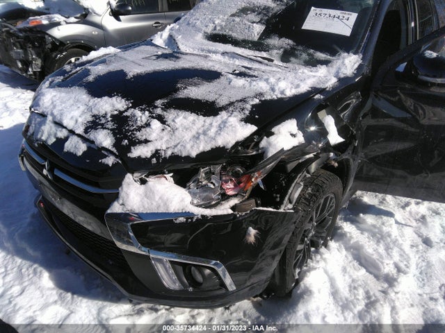 2018 Mitsubishi Outlander, VIN: JA4AR3AU4JZ020787