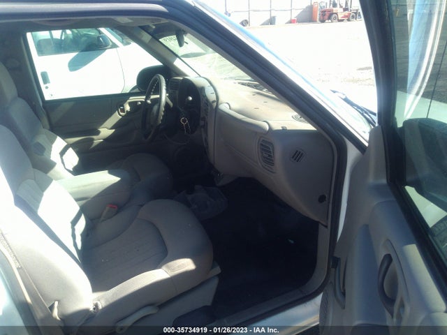 2001 CHEVROLET S-10 VIN: 1GCCS14WX18213987