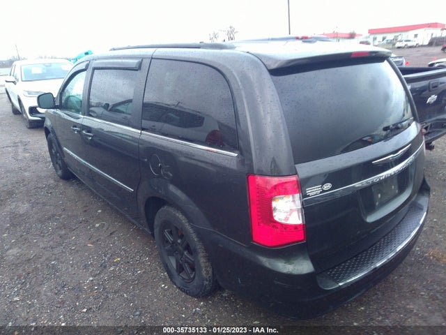 2A4RR5DGXBR713072 Chrysler Town & Country Touring