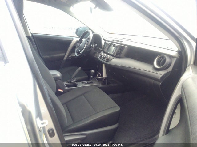 Toyota RAV4 LE 2018 2T3ZFREV4JW439973 Image 7