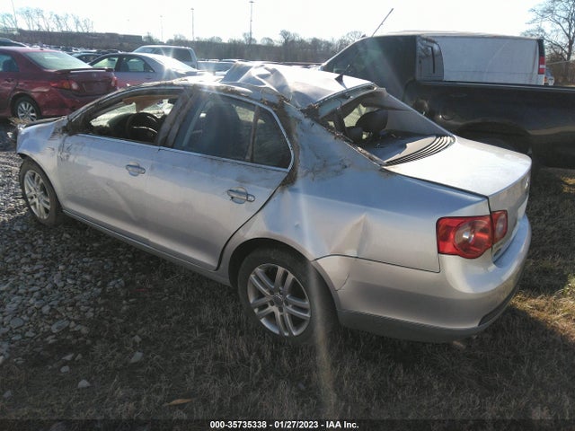 3VWEF71K87M187103 Volkswagen Jetta Sedan Wolfsburg Edition