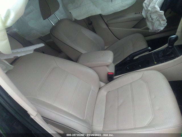 1VWDT7A36HC044005 Volkswagen Passat R-line W/comfort Pkg