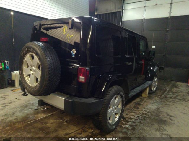 1J4HA5H13BL542523 Jeep Wrangler Unlimited Sahara
