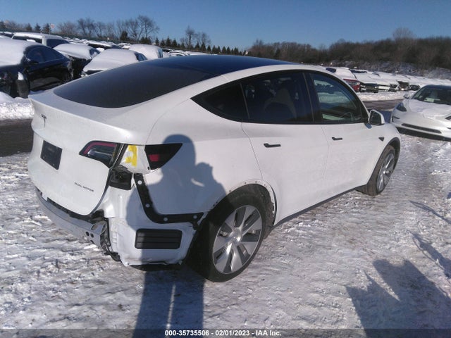 Tesla Model Y Long Range 2022 7SAYGDEE1NF372226 Image 4