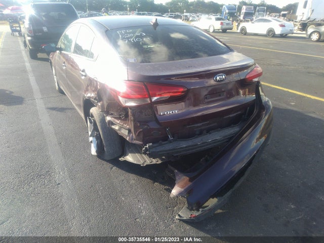 2017 Kia Forte, VIN: 3KPFK4A76HE067910