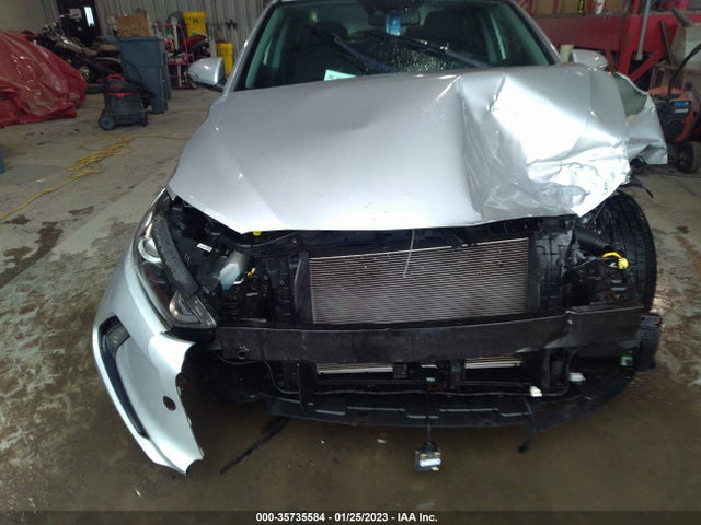 2018 Hyundai Elantra, VIN: KMHD84LFXJU505485