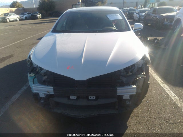 2016 Lincoln MKZ, VIN: 3LN6L2LU0GR622664
