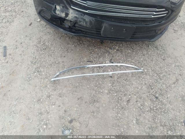 3FA6P0H72JR108425 Ford FUSION SE