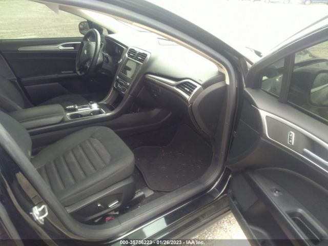 3FA6P0H72JR108425 Ford FUSION SE