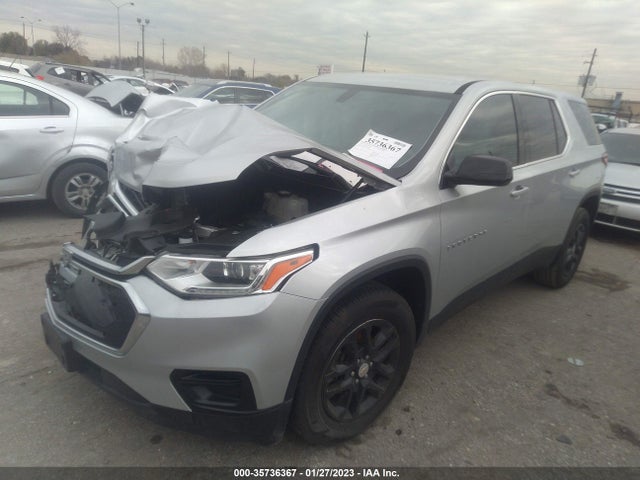 Chevrolet Traverse Ls 2019 1GNERFKWXKJ240676 Image 2