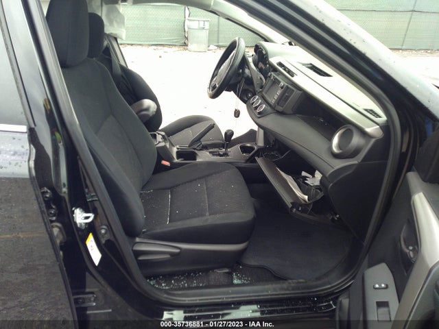 2018 TOYOTA RAV4 LE VIN: 2T3ZFREV2JW440104