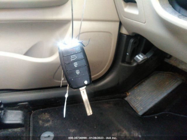 KNDPM3AC8L7756233 KIA Sportage Lx