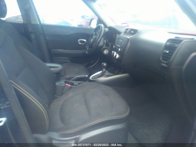 KNDJP3A50E7077428 KIA SOUL +