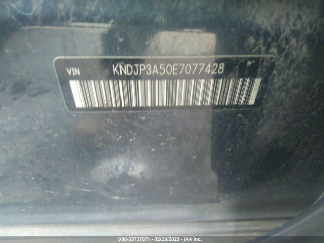 KNDJP3A50E7077428 KIA SOUL +