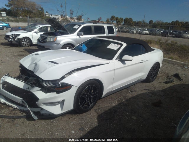2018 Ford Mustang, VIN: 1FATP8UH4J5143213