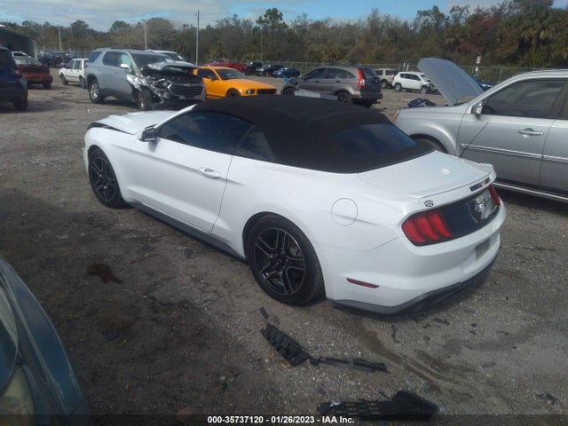 2018 Ford Mustang, VIN: 1FATP8UH4J5143213