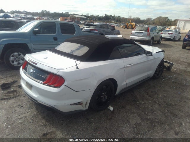 2018 Ford Mustang, VIN: 1FATP8UH4J5143213