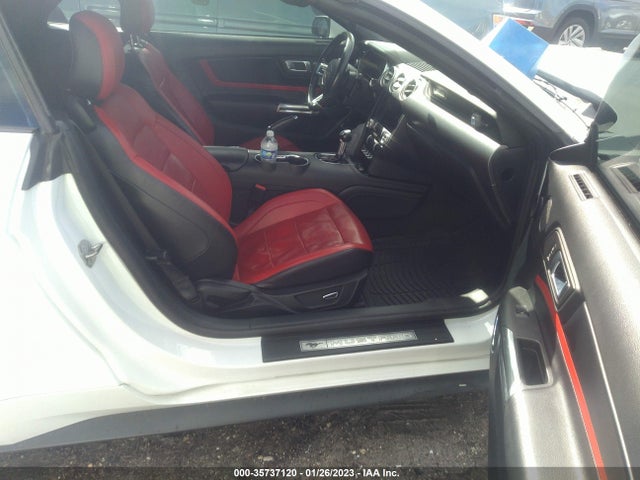 2018 Ford Mustang, VIN: 1FATP8UH4J5143213