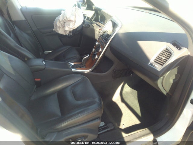 2017 Volvo XC60, VIN: YV440MRU0H2193598