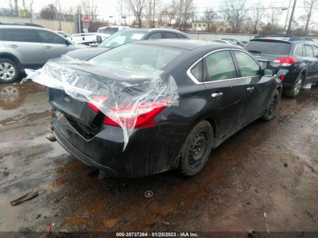 1N4AL3AP8HC128768 Nissan Altima 2.5 S