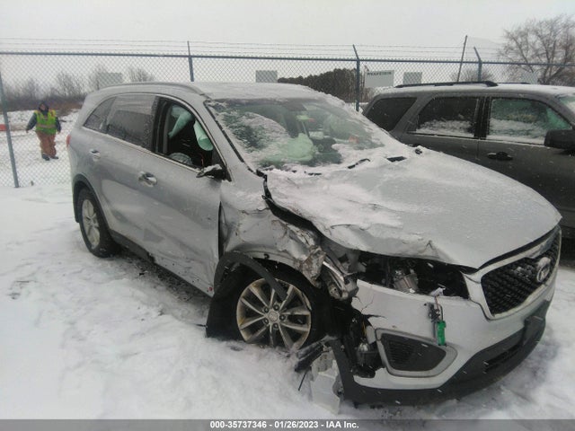 2018 Kia Sorento, VIN: 5XYPGDA33JG381395