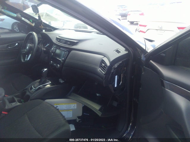 2018 Nissan Rogue, VIN: 5N1AT2MT3JC742819