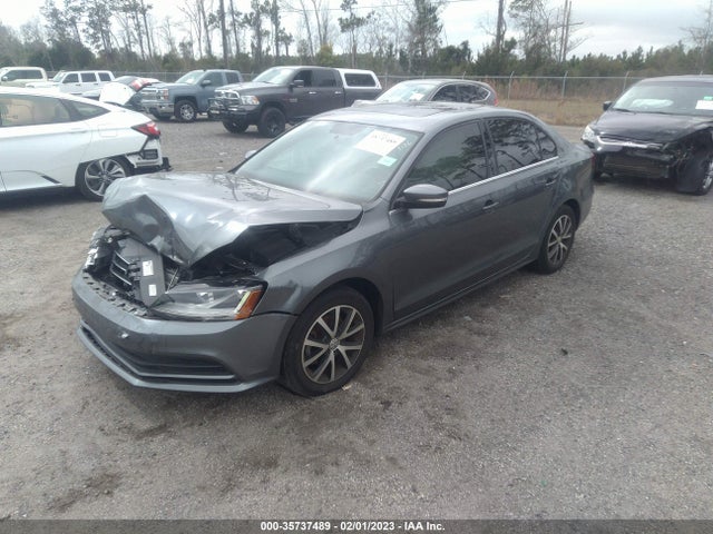 Volkswagen Jetta 2018 3VWDB7AJ2JM260231 Image 2