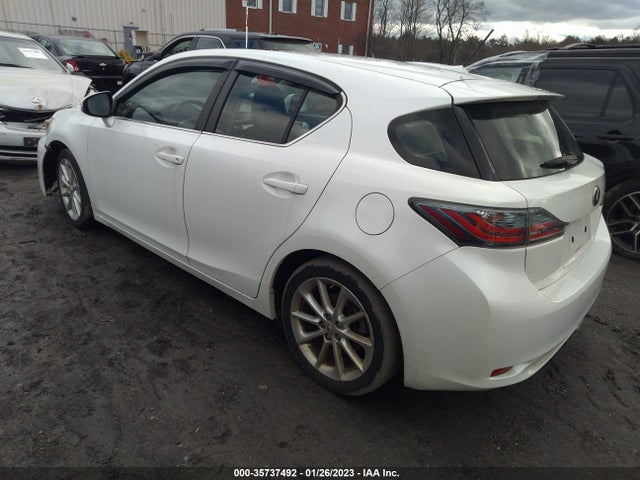 Lexus CT 200H 2012 JTHKD5BH9C2110744 Image 3