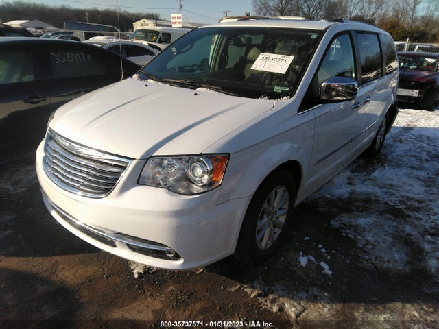 2C4RC1GG8GR136092 Chrysler Town & Country Limited Platinum