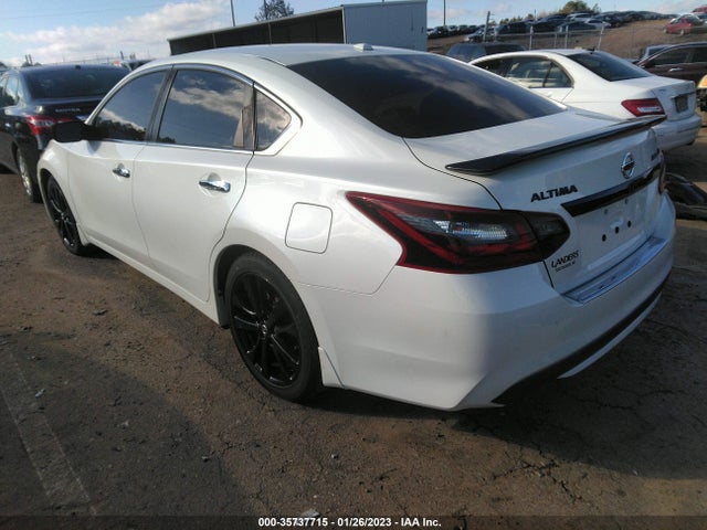 2018 Nissan Altima, VIN: 1N4AL3AP7JC225627