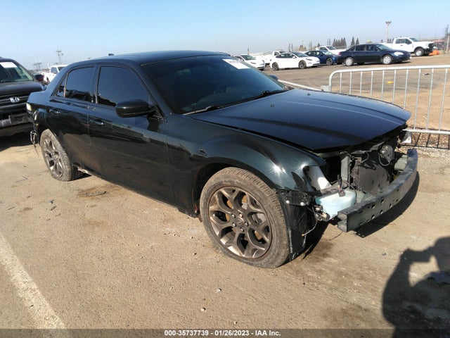 2016 Chrysler 300, VIN: 2C3CCAGG1GH270314