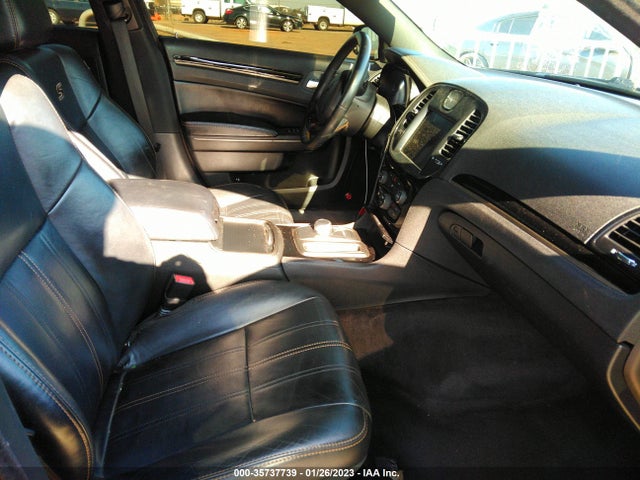 2016 Chrysler 300, VIN: 2C3CCAGG1GH270314