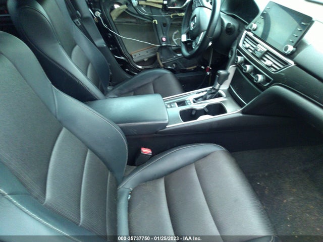 2018 HONDA ACCORD SEDAN VIN: 1HGCV1F35JA034860