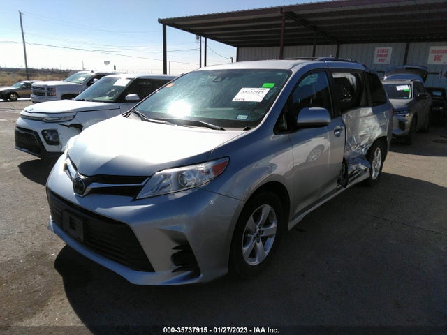 Toyota SIENNA LE 2020 5TDKZ3DC4LS040815 Image 2