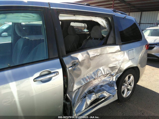 Toyota SIENNA LE 2020 5TDKZ3DC4LS040815 Image 7