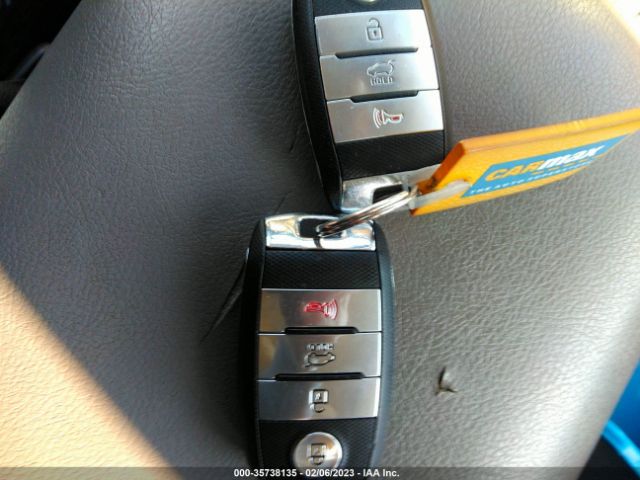 5XYKUDA76EG498173 KIA SORENTO EX