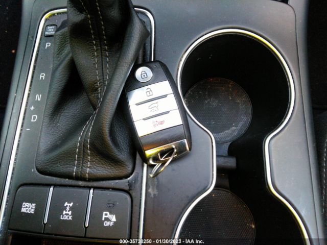5XYPGDA58LG695774 KIA Sorento S V6