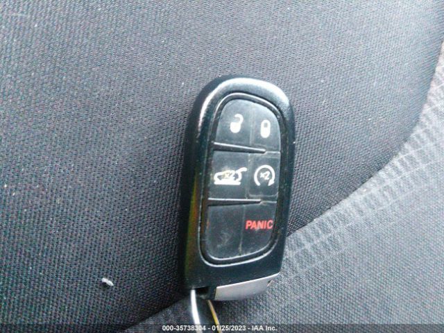 1C4PJMCS7GW103598 Jeep Cherokee Altitude