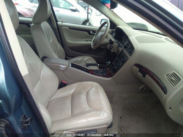 YV1SW612X52514244 Volvo V70