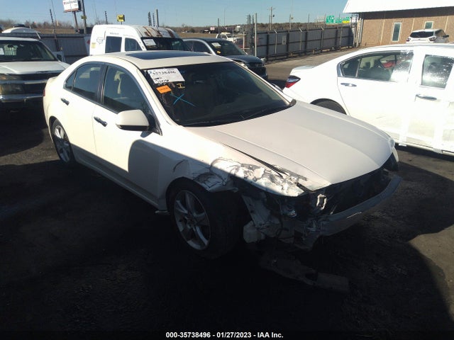 2010 JH4CU2F64AC034384 main image