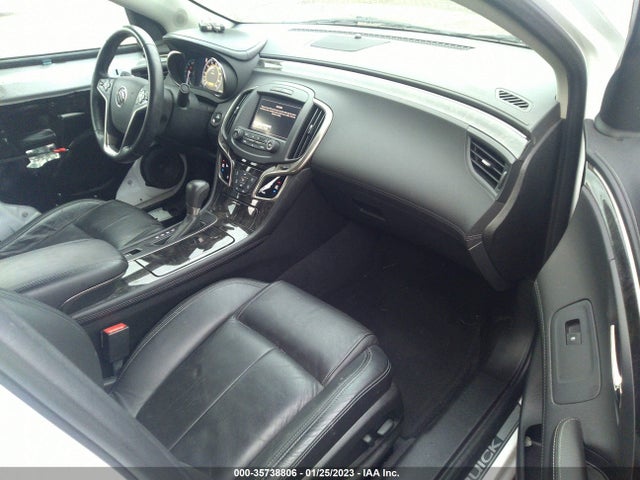 2016 Buick LaCrosse, VIN: 1G4GB5G36GF261433