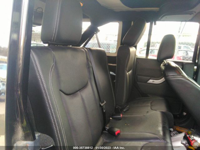 1C4BJWEG9HL683034 Jeep Wrangler Unlimited Sahara