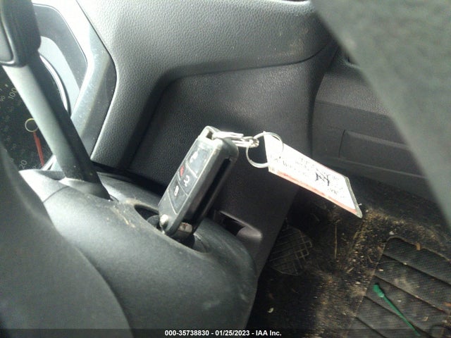 3VV0B7AX9KM064408 Volkswagen TIGUAN S