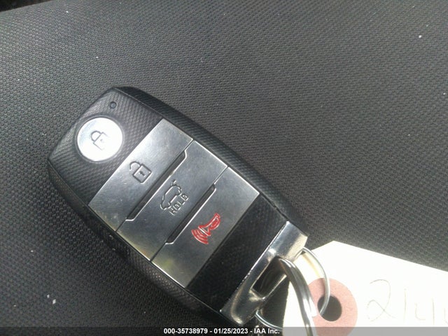 2017 Kia Niro, VIN: KNDCB3LCXH5099634