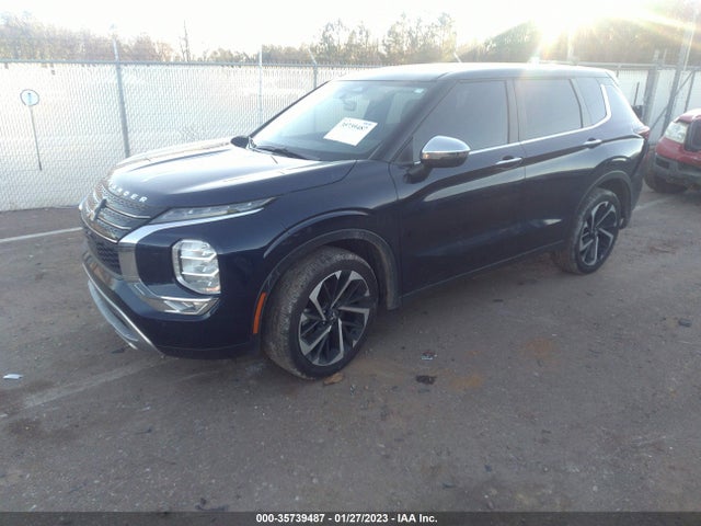 JA4J4UA88NZ066894 Mitsubishi Outlander Se